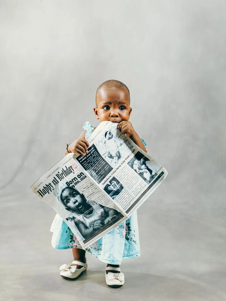 Editorial portrait of senior analyst Sara Okonkwo